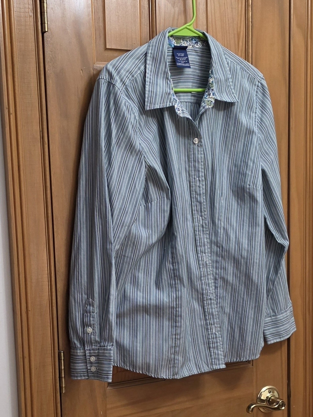 Basic Editions Women’s Blue and White Striped Button-Up Shirt